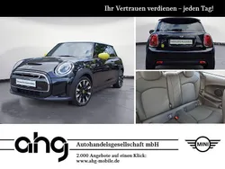 Schwarz Gebraucht 2023 Mini Cooper SE Premium Kleinwagen | 22.430 € (Fairer Preis)
