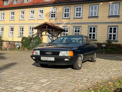 Blau Gebraucht 1984 Audi 100 Limousine | 3.550 €