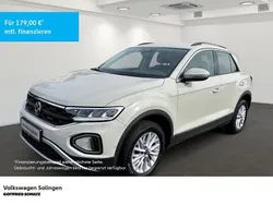 Grau Gebraucht 2022 VW T-Roc Life SUV | 20.350 € (Fairer Preis)