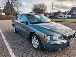 Grün Gebraucht 2003 Volvo S60 Momentum Limousine | 3.600 €