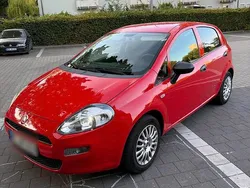 Rot Gebraucht 2017 Fiat Punto Kleinwagen | 6.500 € (Etwas zu teuer)