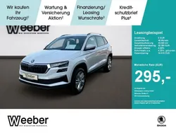 Moonweiss (metallic) Gebraucht 2024 Skoda Karoq Selection SUV | 30.390 € (Guter Preis)
