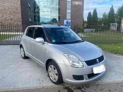 Silber Gebraucht 2010 Suzuki Swift Kleinwagen | 3.900 €