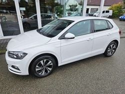 Weiß Gebraucht 2021 VW Polo Comfortline Limousine | 12.950 € (Guter Preis)