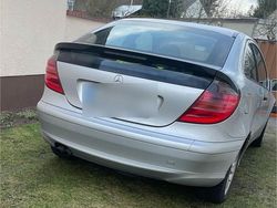 Silber Gebraucht 2002 Mercedes C180 Limousine | 3.500 €