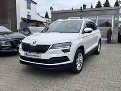 Candyweiss Gebraucht 2021 Skoda Karoq Clever SUV | 19.980 € (Guter Preis)