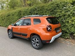 Orange Gebraucht 2022 Dacia Duster Prestige SUV | 16.900 € (Guter Preis)