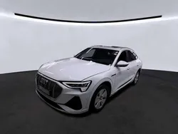 Gletscherweiß metallic Gebraucht 2022 Audi e-tron Sportback S-Line SUV | 43.855 € (Guter Preis)