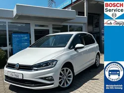 Weiß Gebraucht 2020 VW Golf Sportsvan Highline Van / Kleinbus | 23.490 € (Etwas zu teuer)