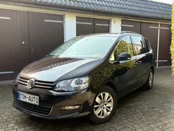 Schwarz Gebraucht 2022 VW Sharan Comfortline Van / Kleinbus | 29.380 € (Fairer Preis)