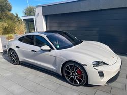 Beige Gebraucht 2023 Porsche Taycan 4S Limousine | 77.499 €