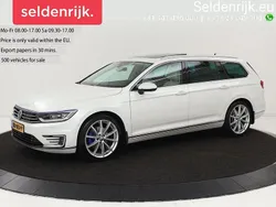 Weiß Gebraucht 2015 VW Passat Highline Kombi | 13.400 € (Etwas zu teuer)