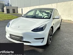 Weiß Gebraucht 2021 Tesla Model 3 RWD Limousine | 27.000 € (Fairer Preis)