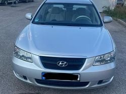 Grau Gebraucht 2008 Hyundai Sonata GLS Limousine | 3.399 € (Etwas zu teuer)