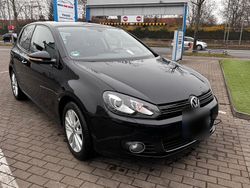 Schwarz Gebraucht 2011 VW Golf VI Limousine | 4.500 € (Fairer Preis)
