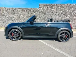 Schwarz Gebraucht 2023 Mini Cooper Cabriolet Cabrio | 26.500 € (Guter Preis)