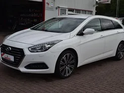 Weiß Gebraucht 2018 Hyundai i40 Premium Kombi | 13.490 € (Guter Preis)