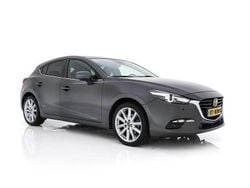 Grau Gebraucht 2018 Mazda 3 Luxury Limousine | 11.945 € (Fairer Preis)