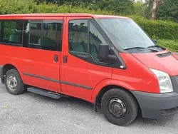Rot Gebraucht 2013 Ford Transit Kombi | 5.500 € (Superpreis)