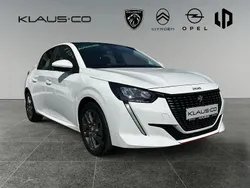 Weiß Gebraucht 2022 Peugeot 208 Kleinwagen | 19.900 € (Teuer)