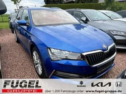 Raceblau metallic Gebraucht 2020 Skoda Superb Ambition Kombi | 22.899 € (Fairer Preis)