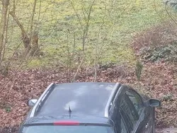 Grau Gebraucht 2001 Renault Laguna II Kombi | 1.800 € (Fairer Preis)