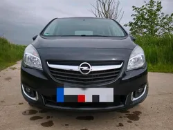 Schwarz Gebraucht 2016 Opel Meriva Van / Kleinbus | 8.199 € (Fairer Preis)