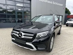 Schwarz/baltic black Gebraucht 2018 Mercedes GLC250 SUV | 26.899 € (Guter Preis)