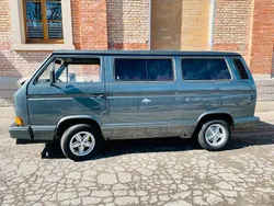 Grau Gebraucht 1984 VW T3 Van | 15.000 €