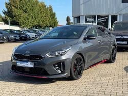 Grau Gebraucht 2019 Kia ProCeed Kleinwagen | 19.990 € (Guter Preis)