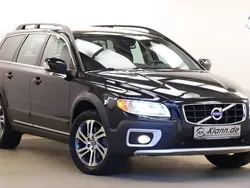 Schwarz Gebraucht 2012 Volvo XC70 Momentum SUV | 20.999 €