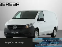 Weiß Gebraucht 2023 Mercedes Vito Van / Kleinbus | 32.820 € (Guter Preis)