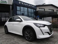Blanc banquise Gebraucht 2021 Peugeot e-208 Active Kleinwagen | 13.590 € (Fairer Preis)