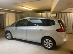 Silber Gebraucht 2013 Opel Zafira Tourer Van / Kleinbus | 9.000 € (Fairer Preis)