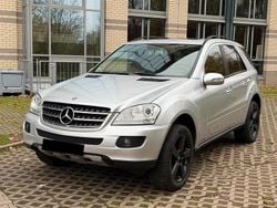 Silber Gebraucht 2007 Mercedes ML320 SUV | 5.950 € (Superpreis)