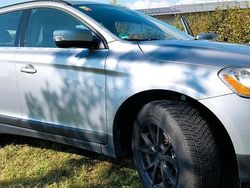 Grau Gebraucht 2011 Volvo XC60 SUV | 6.000 € (Superpreis)