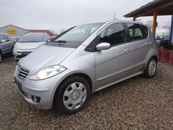 Grau Gebraucht 2006 Mercedes A170 Elegance Van / Kleinbus | 1.700 € (Fairer Preis)