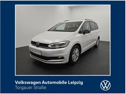 Weiß Gebraucht 2025 VW Touran Highline Van / Kleinbus | 57.430 €