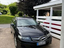 Schwarz Gebraucht 2004 Honda Accord Kombi | 1.799 €