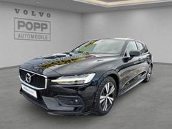 Black solid "stone" / solid Gebraucht 2021 Volvo V60 Momentum Kombi | 25.950 € (Guter Preis)