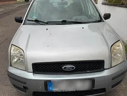 Silber Gebraucht 2003 Ford Fusion Limousine | 999 € (Guter Preis)