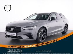 Grau vapour grey / metallic Gebraucht 2024 Volvo V90 Plus Kombi | 69.990 €