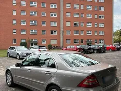 Grau Gebraucht 2004 Mercedes C200 Limousine | 3.500 € (Teuer)