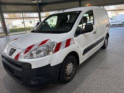 Weiß Gebraucht 2010 Peugeot Partner Van / Kleinbus | 2.480 € (Superpreis)