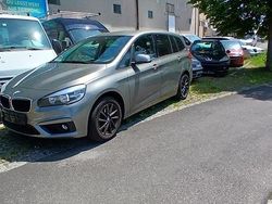 Braun Gebraucht 2016 BMW 218 Sport Line Van / Kleinbus | 8.950 € (Fairer Preis)