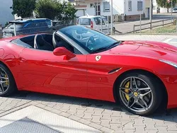 Rot Gebraucht 2017 Ferrari California Cabrio | 162.900 € (Teuer)