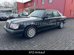 Schwarz Gebraucht 1988 Mercedes 260 Kombi | 5.500 €