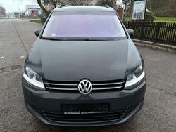 Grau Gebraucht 2010 VW Sharan Comfortline Van / Kleinbus | 5.300 € (Fairer Preis)