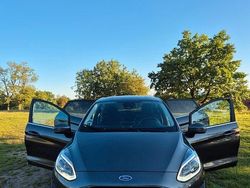 Grau Gebraucht 2017 Ford Fiesta Titanium Kleinwagen | 10.900 € (Fairer Preis)