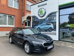 Schwarz Gebraucht 2022 Skoda Octavia Ambition Kombi | 21.990 € (Fairer Preis)